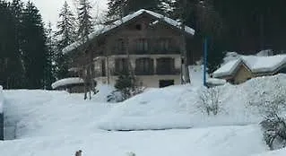 Hotel Logis Les Sapins
